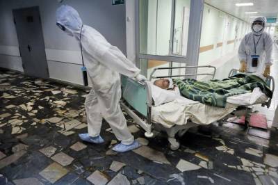 Заболеваемость коронавирусом выросла в России в 2,5 раза
