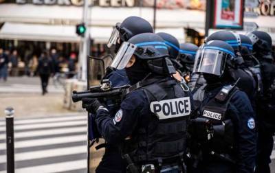 Во Франции разразились протесты против «закона о полицейской диктатуре» (ФОТО, ВИДЕО)