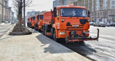 Коммунальные службы перевели в режим повышенной готовности из-за непогоды