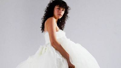 Molly Goddard выпустили коллекцию свадебных платьев