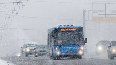 Дептранс Москвы опроверг сообщения о проблемах с электробусами зимой