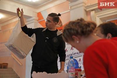 Школьникам Ухты и Сосногорска вручат подарки в обмен на макулатуру