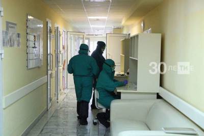В Татарстане от коронавируса умерли 12 медработников