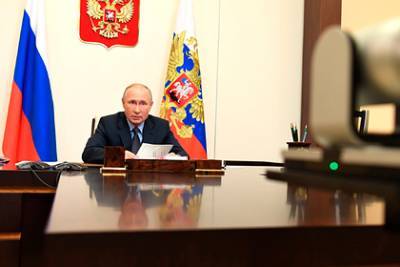 Путин поправил главу Минздрава после слов о пациентах