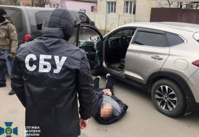 В Харьковской области разоблачили банду вымогателей (фото)