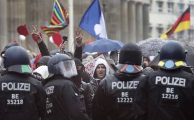Почти 200 человек задержали на акции протеста в Берлине