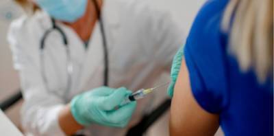Аргентина начнет массовую вакцинацию «Спутником V» в январе