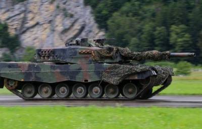 Венгры жалеют, что оказались от российских Т-27 в пользу немецких Leopard 2