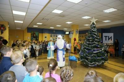 В Татарстане не отменят новогодние утренники в детсадах и школах