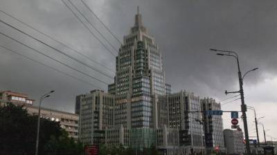 Метель, дождь и гололед: Москву ожидает непогода