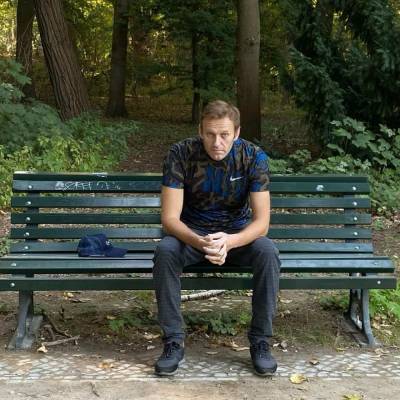 Политолог Руслан Осташко заявил о массовом уходе ведущих сотрудников из штаба Алексея Навального