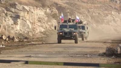 "Армяне нам рады": российские миротворцы обеспечивают безопасность в Карабахе