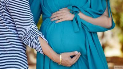 Ученые выяснили, что каждая беременность снижает риск заболевания раком