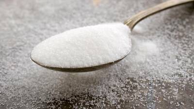 В России предложили ввести акцизы на продукты с лишними сахаром и солью