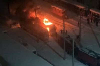 Трамваи загорели в новосибирском депо