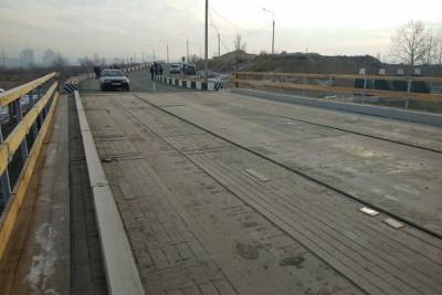 Каштакский мост открыли в Чите только для легковых автомобилей