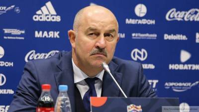 Главный тренер сборной России по футболу ответил на вопрос о своей отставке