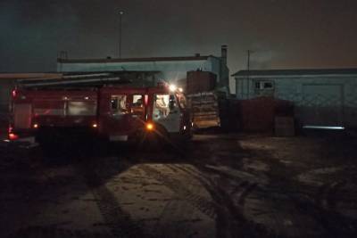 Четверо погибли при пожаре на предприятии в Хакасии