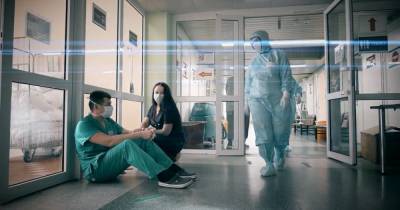 Московские медики сняли клип о работе во время пандемии