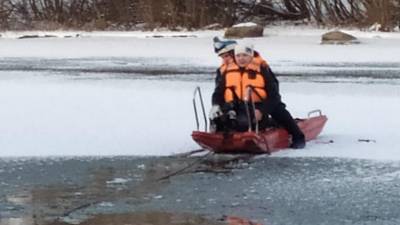 В Башкирии спасли женщину, которая застряла на льдине