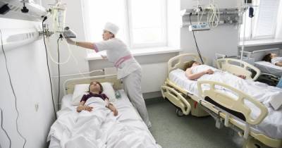 В украинских больницах создадут семейные комнаты для детей и родителей