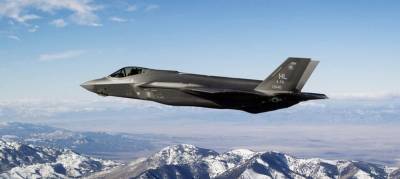 Сенаторы США требуют отменить сделку по продаже истребителей F-35 в ОАЭ