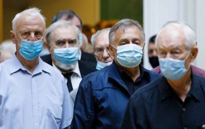 Большинство украинцев одобряют штрафы за отсутствие маски в общественных местах