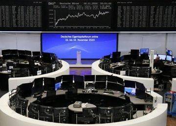 Европейские акции снижаются вслед за Уолл-стрит