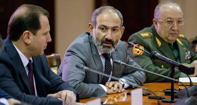 "Давтян не подходил, но Пашинян не послушал": Акопян о причинах поражения в Карабахе