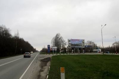 Билборды с рекламой старинных мостов появились в Псковской области