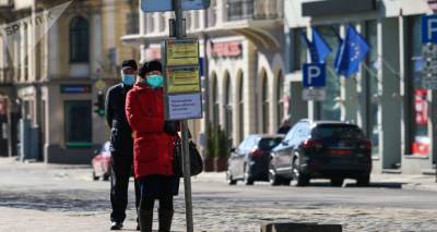 В Латвии скончались четыре человека с COVID-19, 366 новых случаев инфицирования