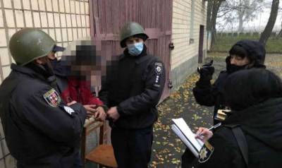 В Винницкой области полицейские задержали вооруженного гранатами злоумышленника