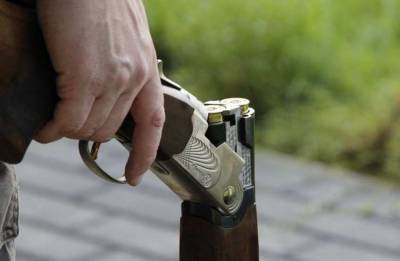 В Иркутской области пьяный мужчина расстрелял из «Сайги» подростков, ругавшихся возле его дома