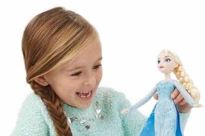 Отзыв продукта в Германии: кукла Эльза может вызывать рак у детей