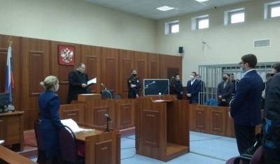 Суд оправдал экс-начальника ярославской колонии и его зама, пытавших заключенного