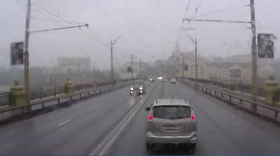 В Гродно водитель блокировал дорогу автомобилю милиции
