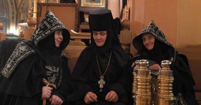Эффективный менеджер РПЦ: как Игуменья Феофания сделала своих родственников богатейшим кланом Русской церкви