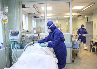 Мурашко призвал регионы ускорить выдачу лекарств от COVID-19 амбулаторным пациентам