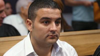 Обманывал, угрожал и избивал: бизнесмену из Тель-Авива предъявлены обвинения