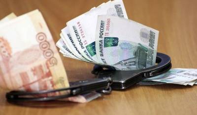 Экс-завотделением больницы в Башкирии обвинили во взятке в полмиллиона рублей