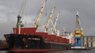 Китай готов скупить опустевшие порты Прибалтики