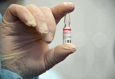 В Венгрию доставили образец российской вакцины от COVID-19