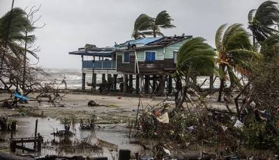 В Центральной Америке от урагана "Йота" погибли около 40 человек