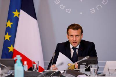 Макрон дал 15 дней лидерам французских мусульман на то, чтобы принять «хартию республиканских ценностей»