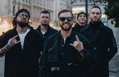 Группа БЕZ ОБМЕЖЕНЬ устроила секретный концерт в центре Львова: видео