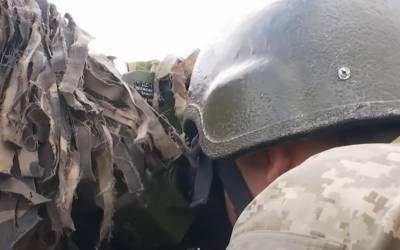Ад на Донбассе: перемирию конец - на позиции ВСУ летят гранаты, есть раненые