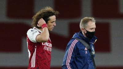 СМИ: Футболист «Арсенала» Луис на тренировке ударил в лицо одноклубника