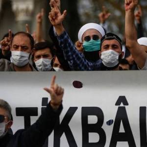 В Турции протестуют из-за высказываний Макрона об исламе