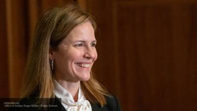 Сенат США утвердил Эми Кони Барретт на пост судьи Верховного суда