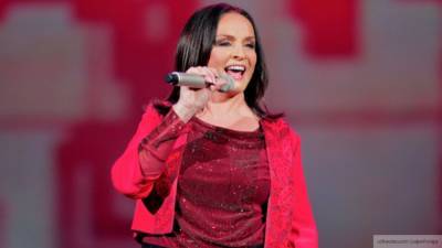 Директор Ротару анонсировал ее выступление на "Песне года" после скандалов
